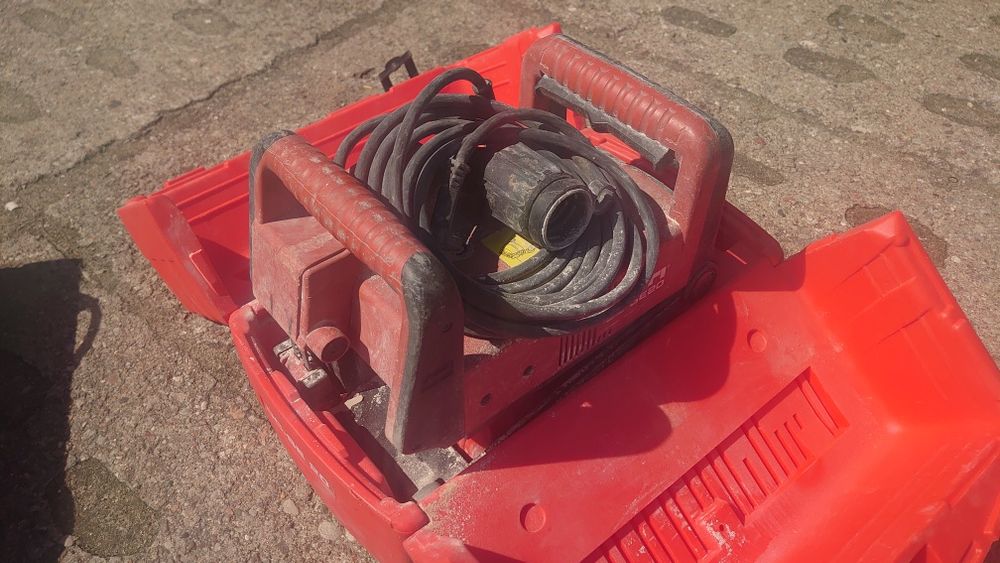 Bruzdownica HILTI DC-SE20