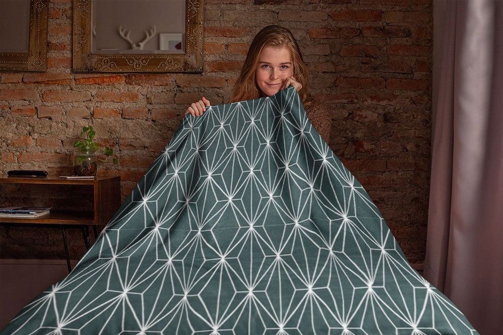 Koc na Łóżko 150x200 Mikrofibra Dwustronny Sherp