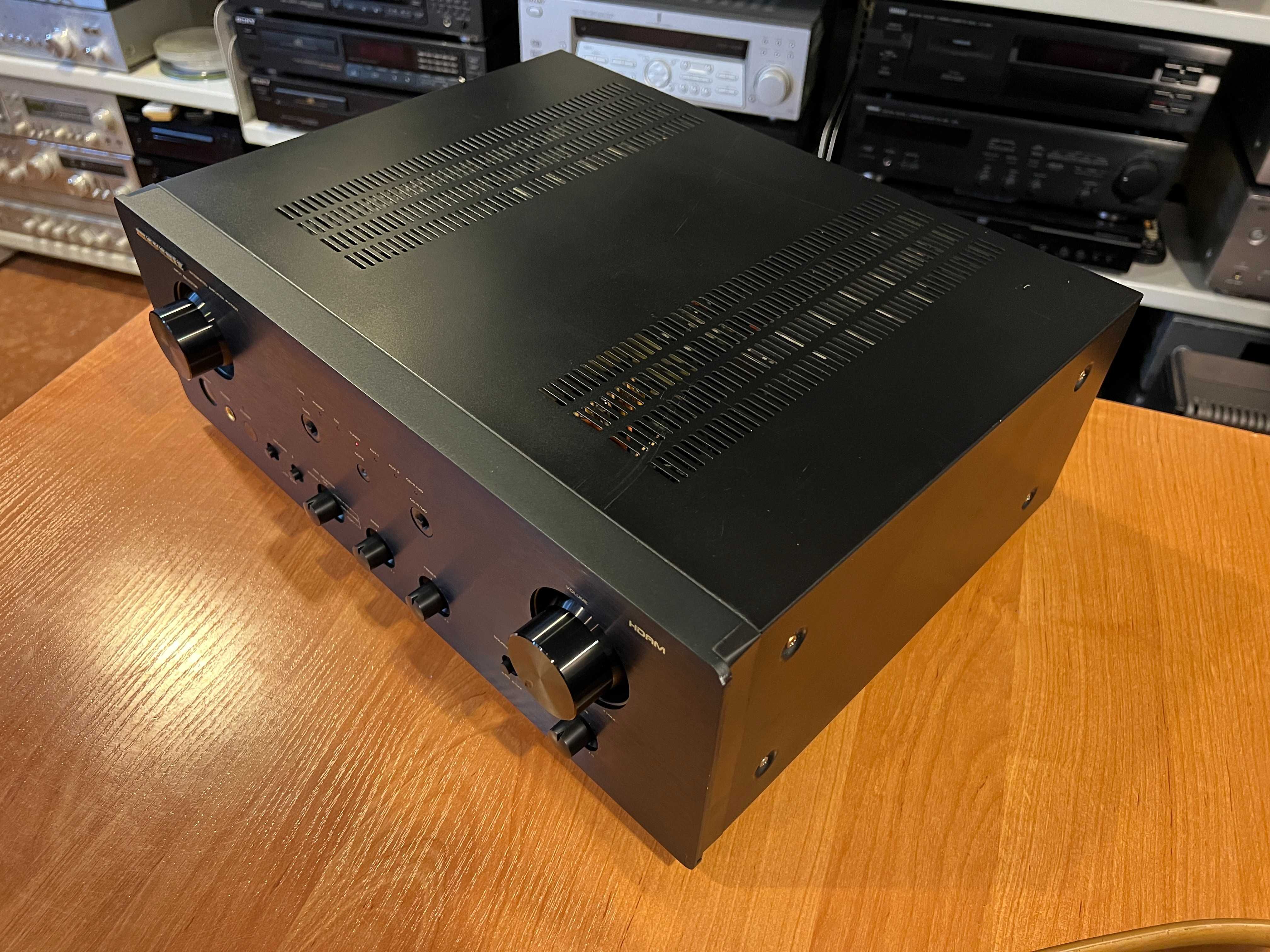 Wzmacniacz Stereo Marantz PM7000 Audio Room