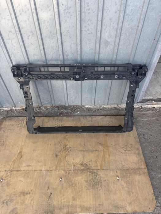 Skoda Superb 3 телевізор установочна панель