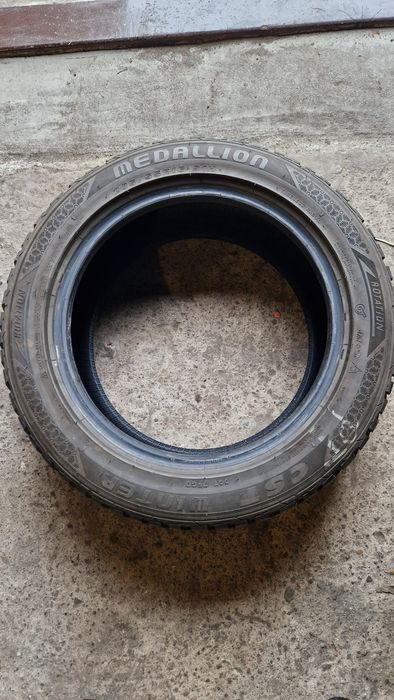 Medallion CST Winter 205/55R16