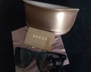 Okulary  przeciwsłoneczne Gucci