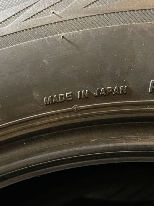 Шини з Німеччини 215/60 R17