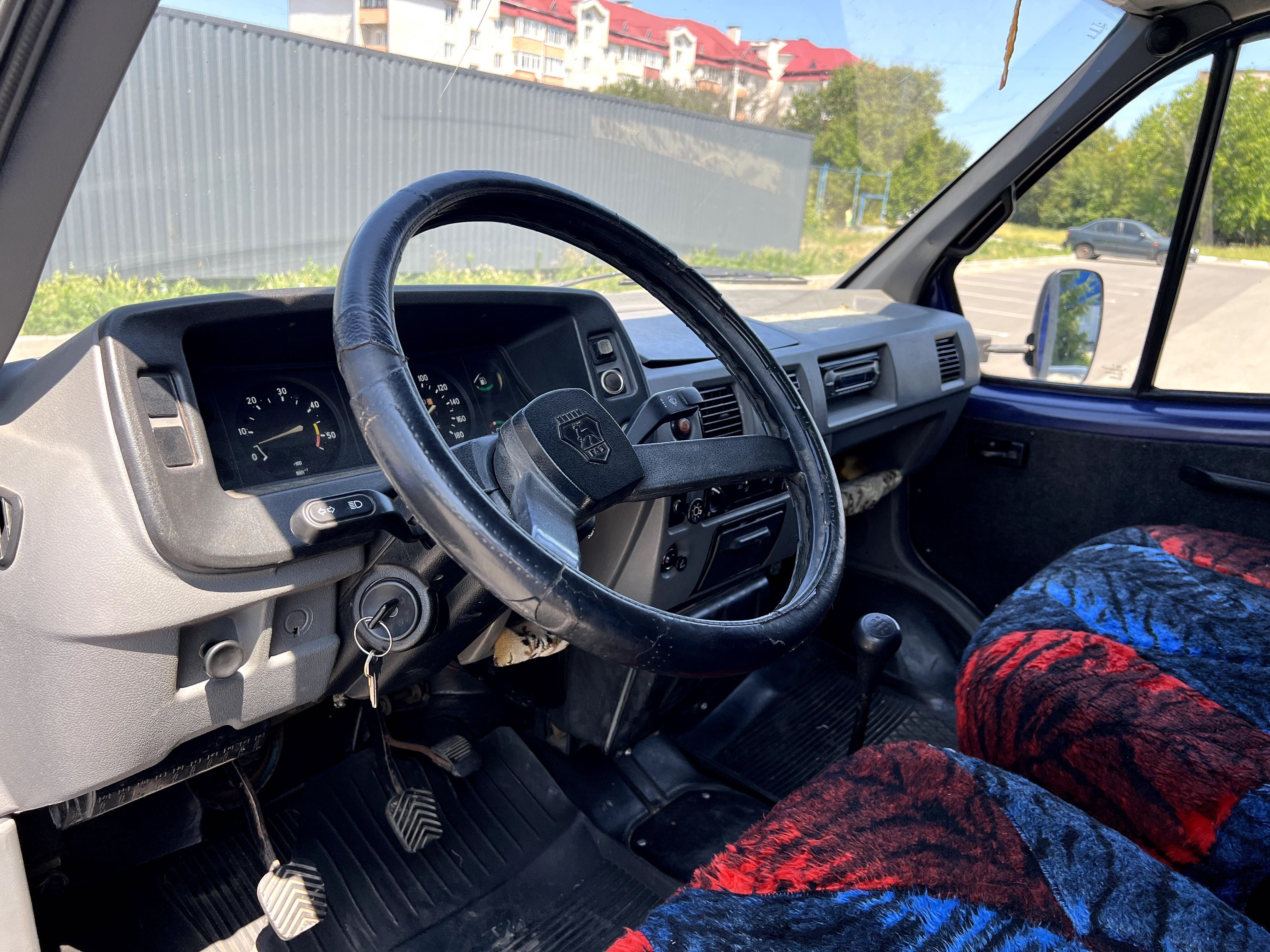 Вантажівка ГАЗ 3302 Газель