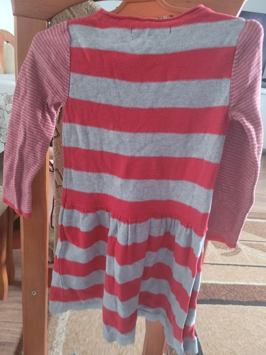 Ciepła sukienka rozmiar 98/104