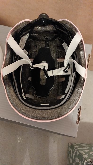 Kask damski na rolki, rower, deskorolkę, hulajnogę, rozmiar S