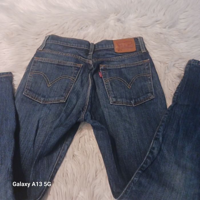 Levis 501s r S. Jeansy
