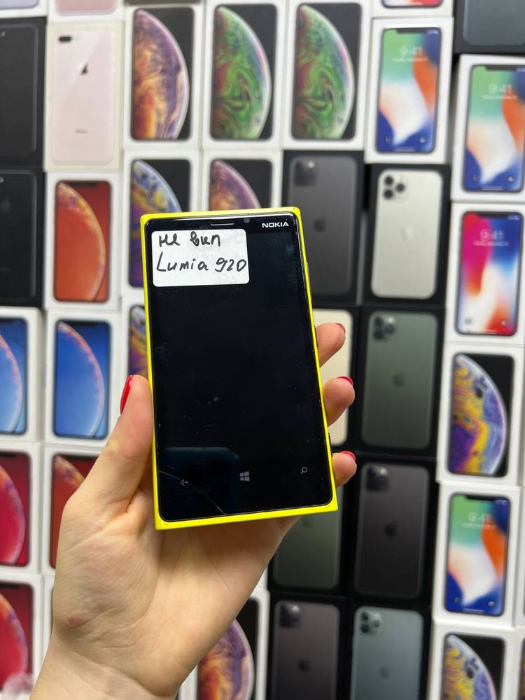 Продам Nokia Lumia 920 Yellow