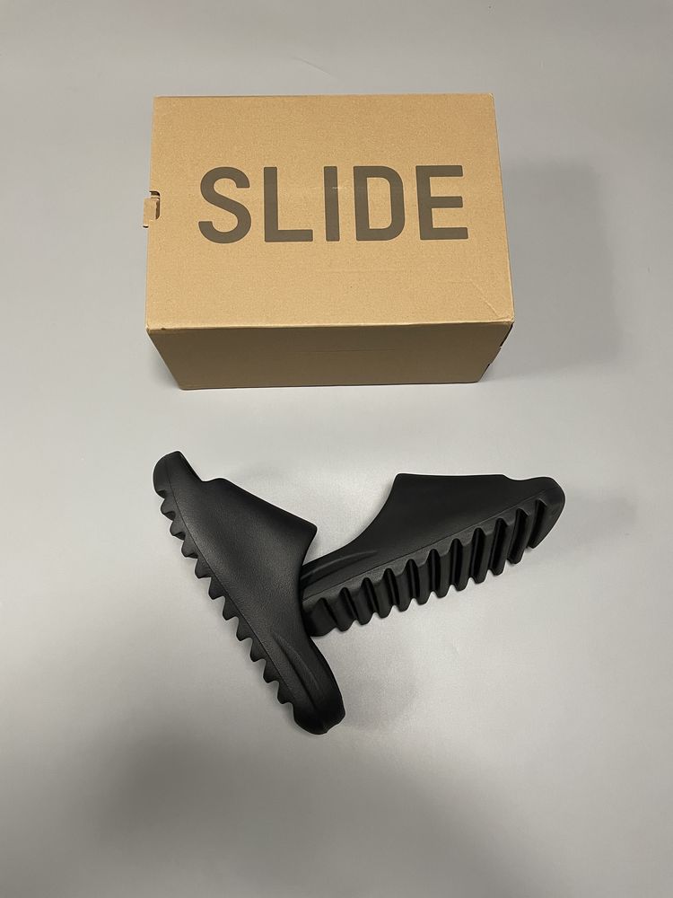 Adidas Yeezy Slide