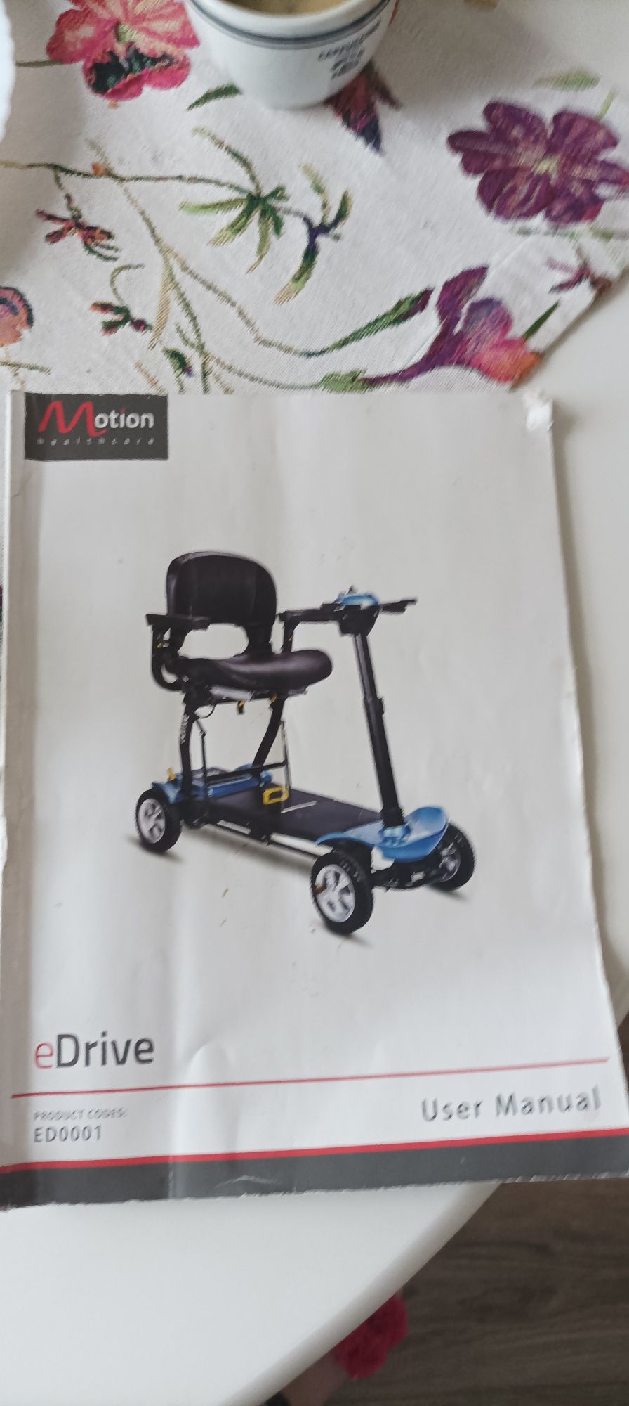 Składany wózek, skuter inwalidzki akumulatorowy