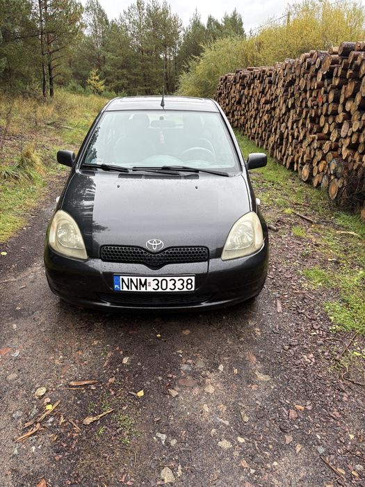 Toyota Yaris 1.0 benzyna