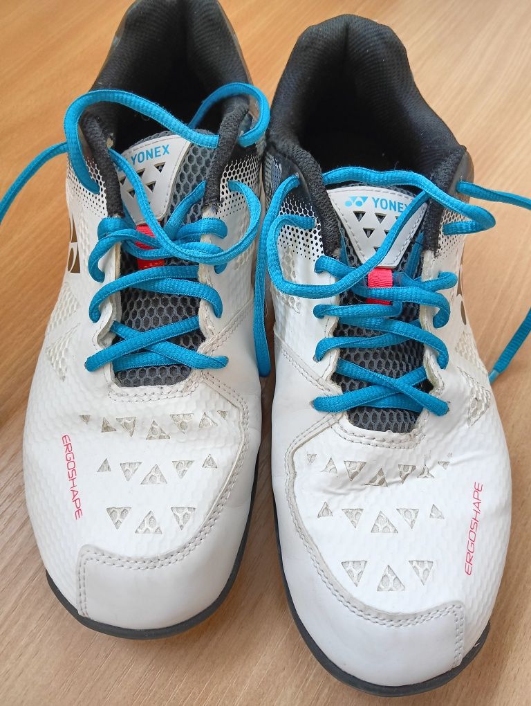 Buty Yonex Power Cushion 50 rozmiar 43 badminton squash padel