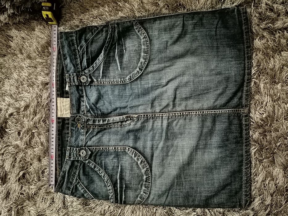 Spódnica jeansowa. Rozmiar 42