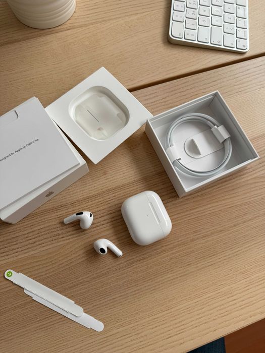 Apple Airpods 3rd generation Magsafe