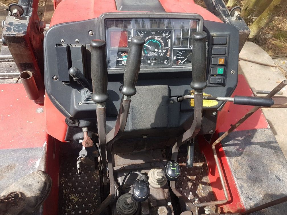 Massey fergusson 366CF