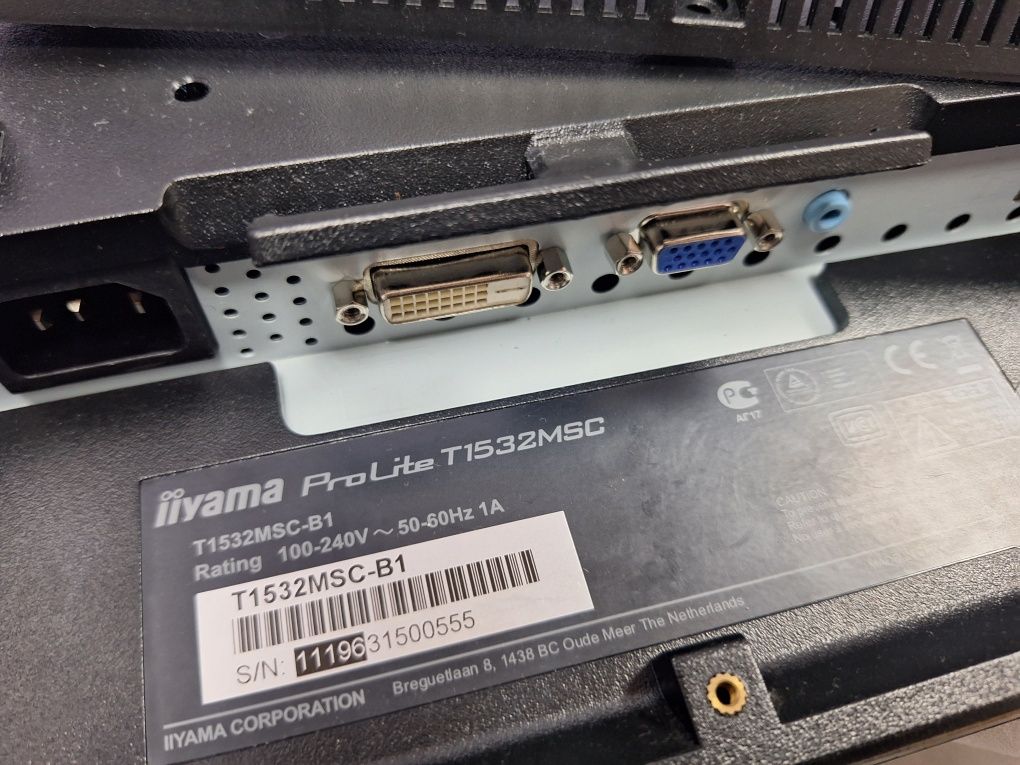 Сенсорний монітор POS термінал iiyama ProLite T1532MSC-B1