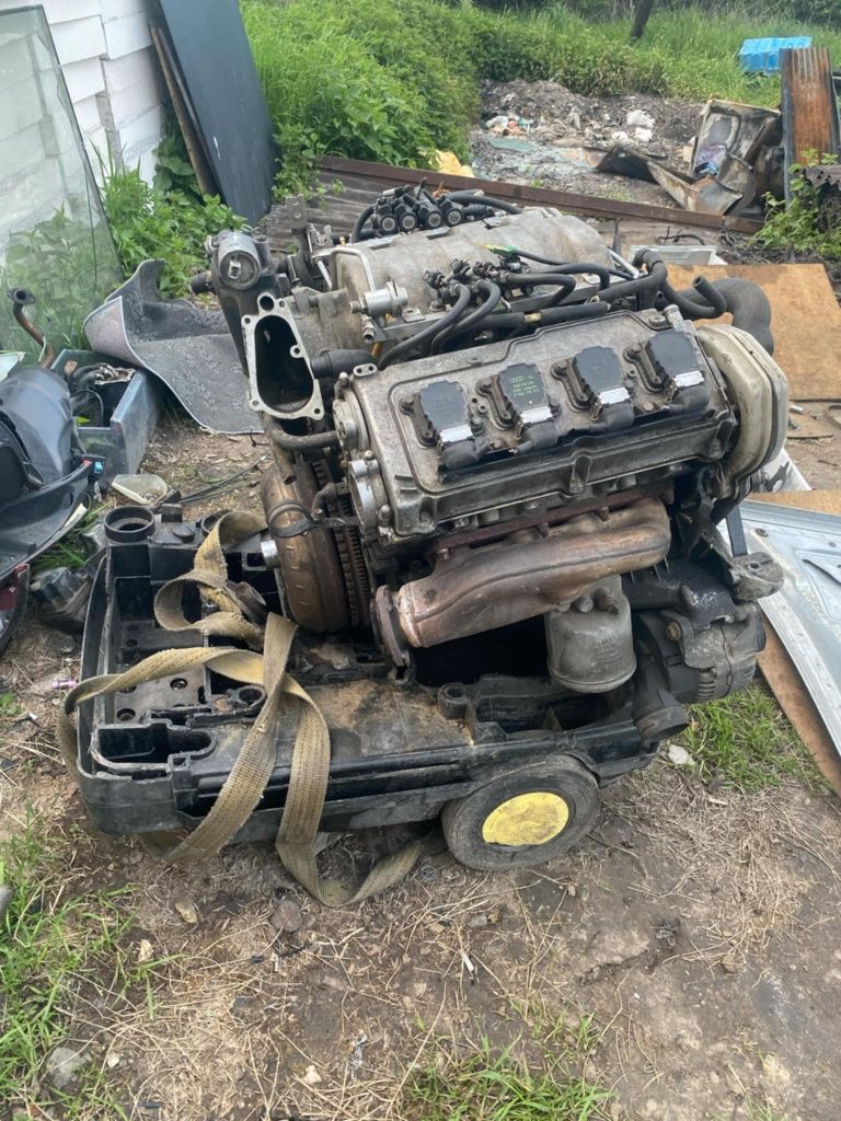 Silnik kompletny Audi A8 D2 3,7 Benzyna AEW
