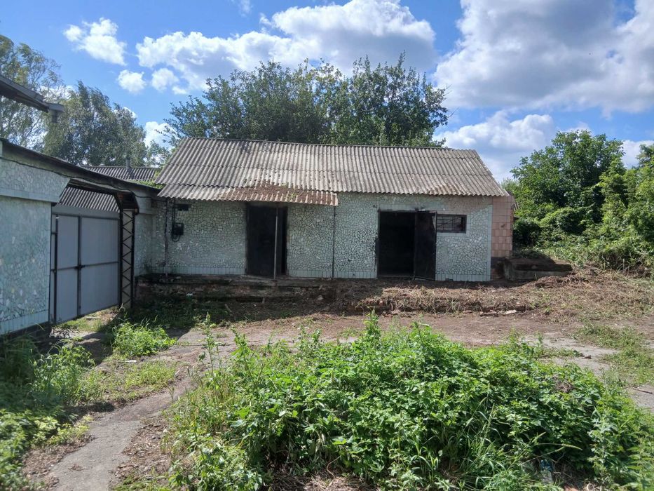 Нежитлова будівля