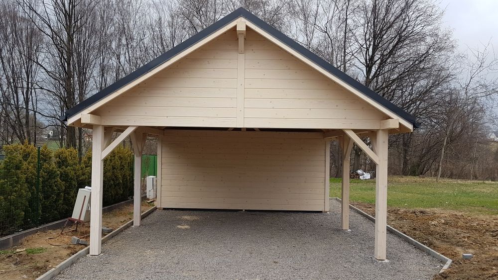 Wiata na 2 samochody z pomieszczeniem gospodarczym i pawlaczem
