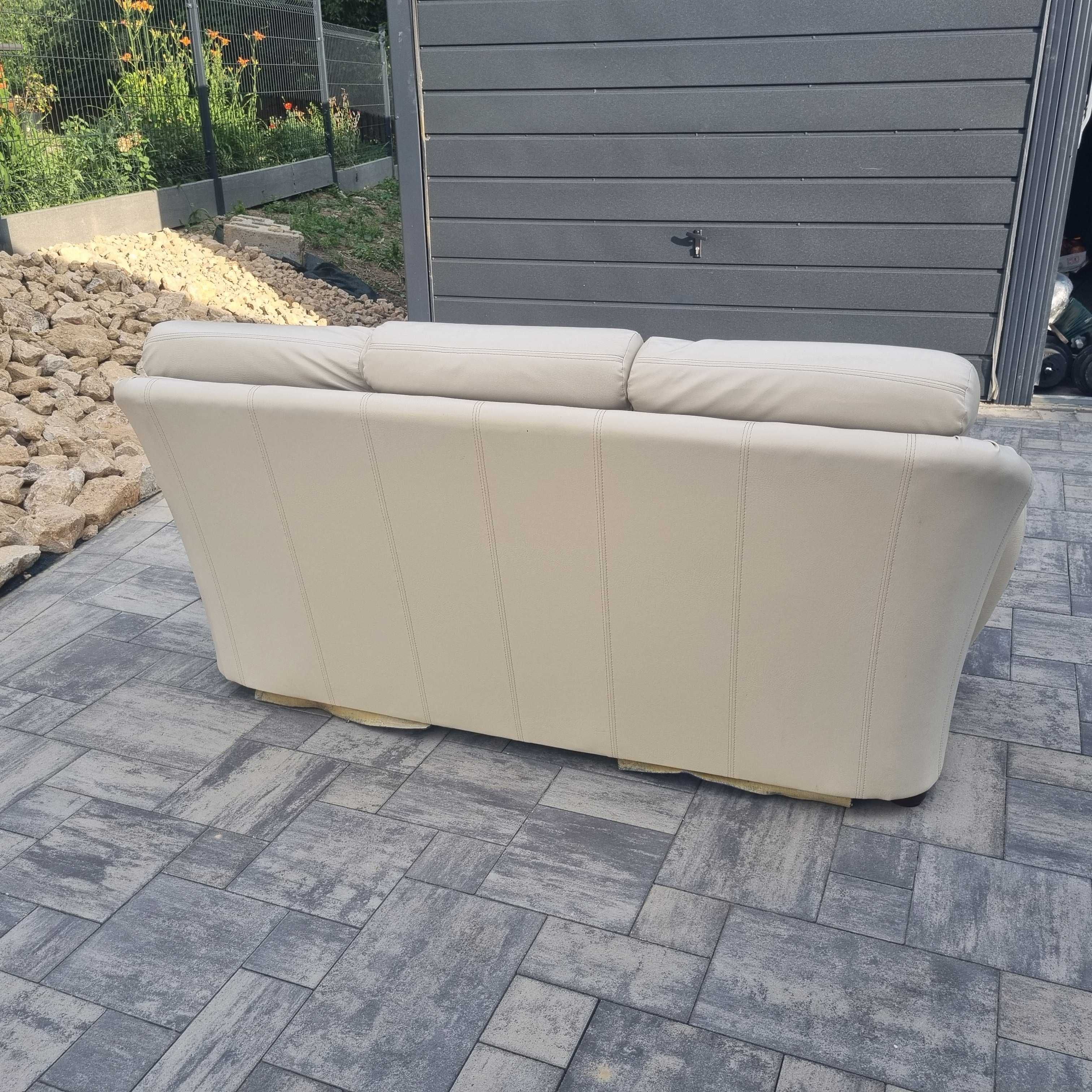 Sofa wypoczynkowa - rozkładana