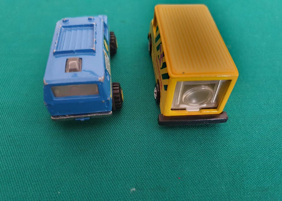 2 Carrinhos RAROS - Os Simpsons - HOT WHEELS MATTEL - Anos 90