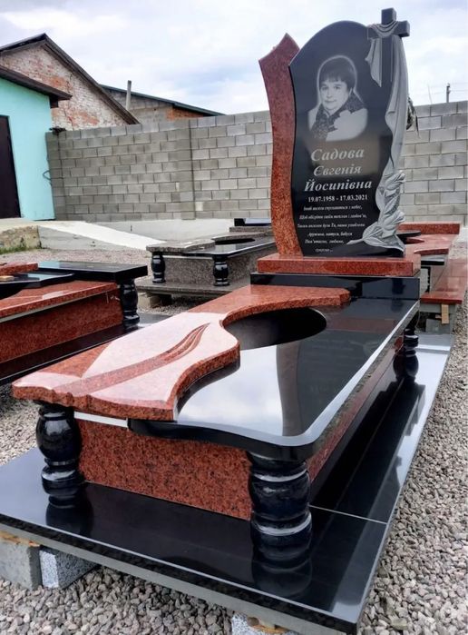 Пам‘ятники від виробника