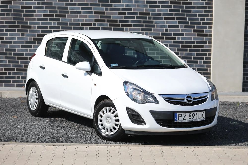 Opel Corsa 2014 r. 1.2 Diesel 75KM 5 drzwi miejskie auto ekonomiczne Salon Polska