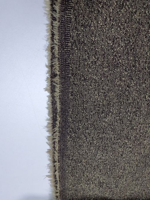 Tkanina grubsza zieleń melanż szer.142 cm.