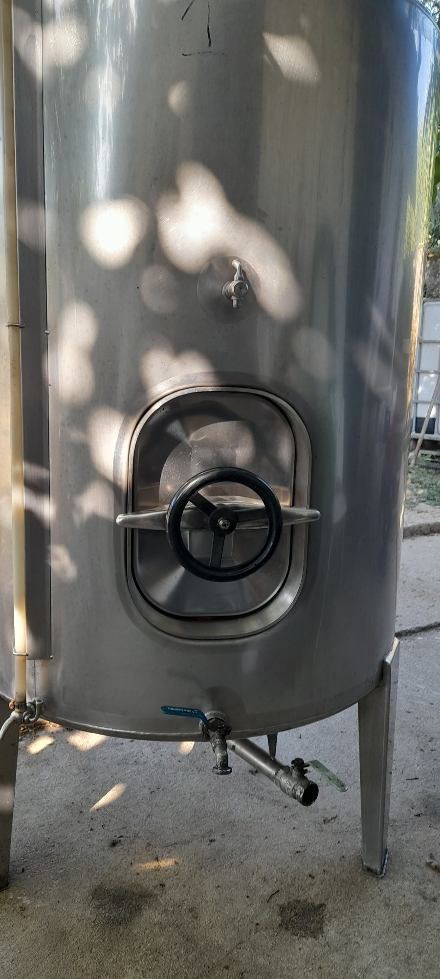 Cuba inox 550 litros para vinho, usada