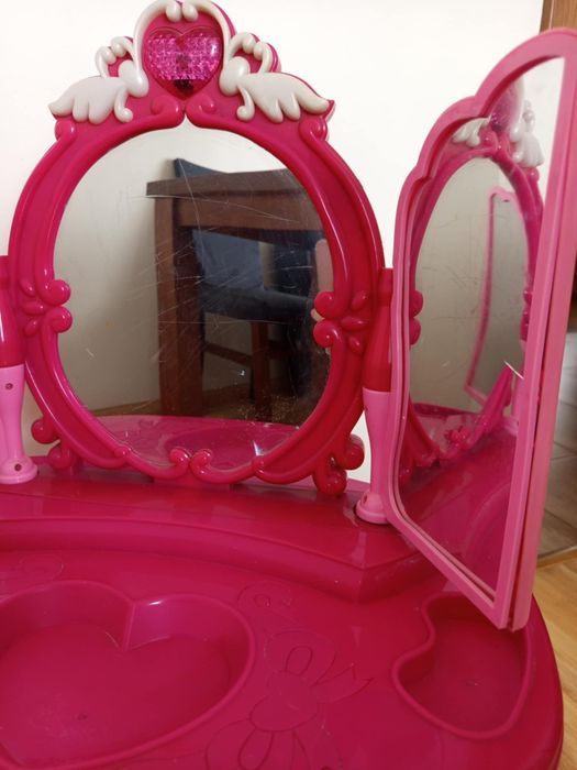 Toaletka dla dziewczynki