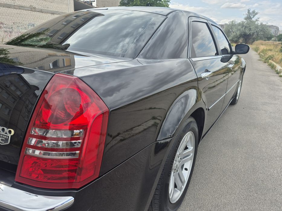 Chrysler 300c 2.7