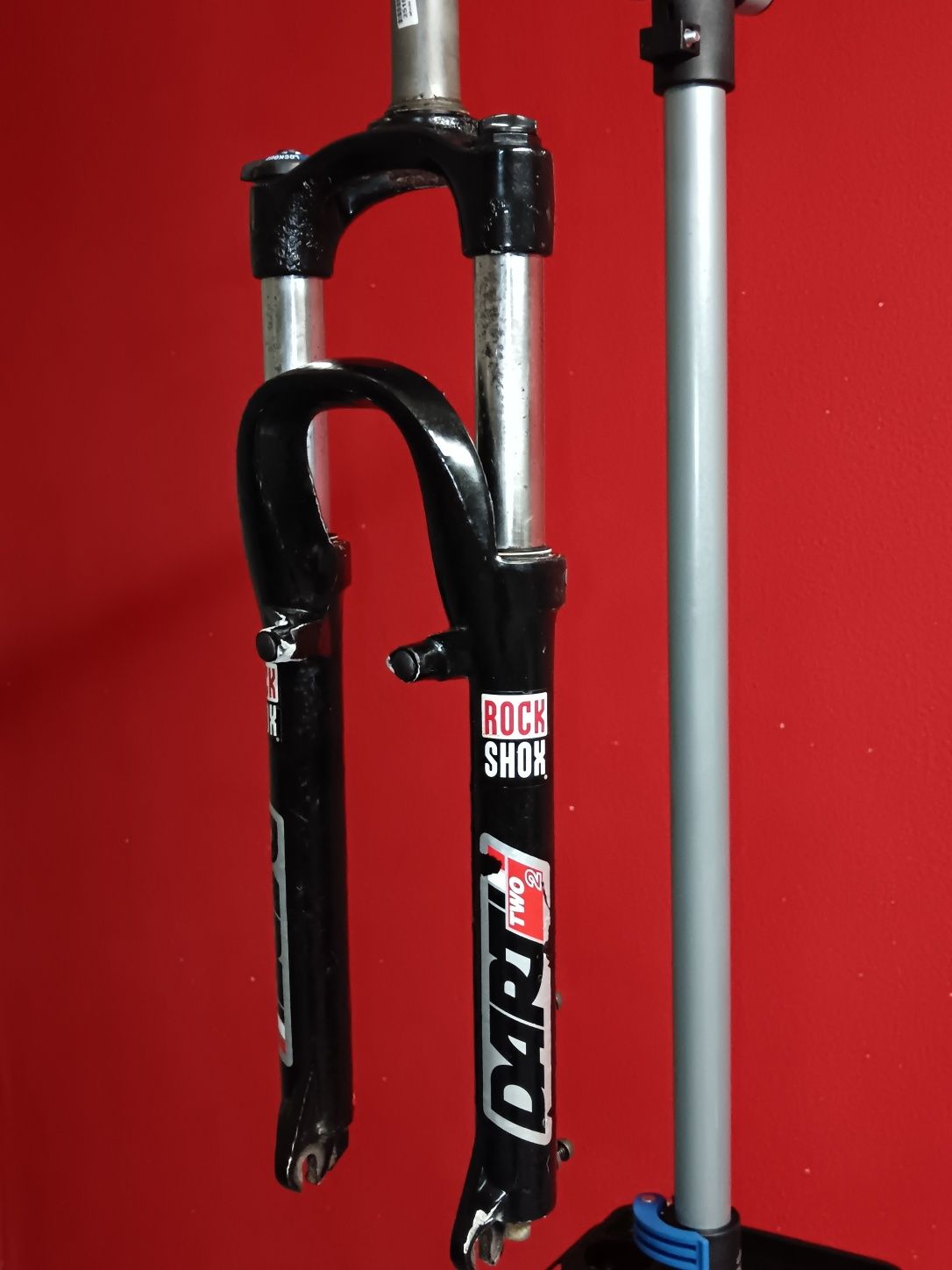 Suspensão bicicleta BTT RockShox Dart 2 C/Bloqueio e Ajuste de Firmeza