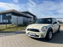 MINI Cooper MINI Cooper One 1.6 Benzyna • 2010 •