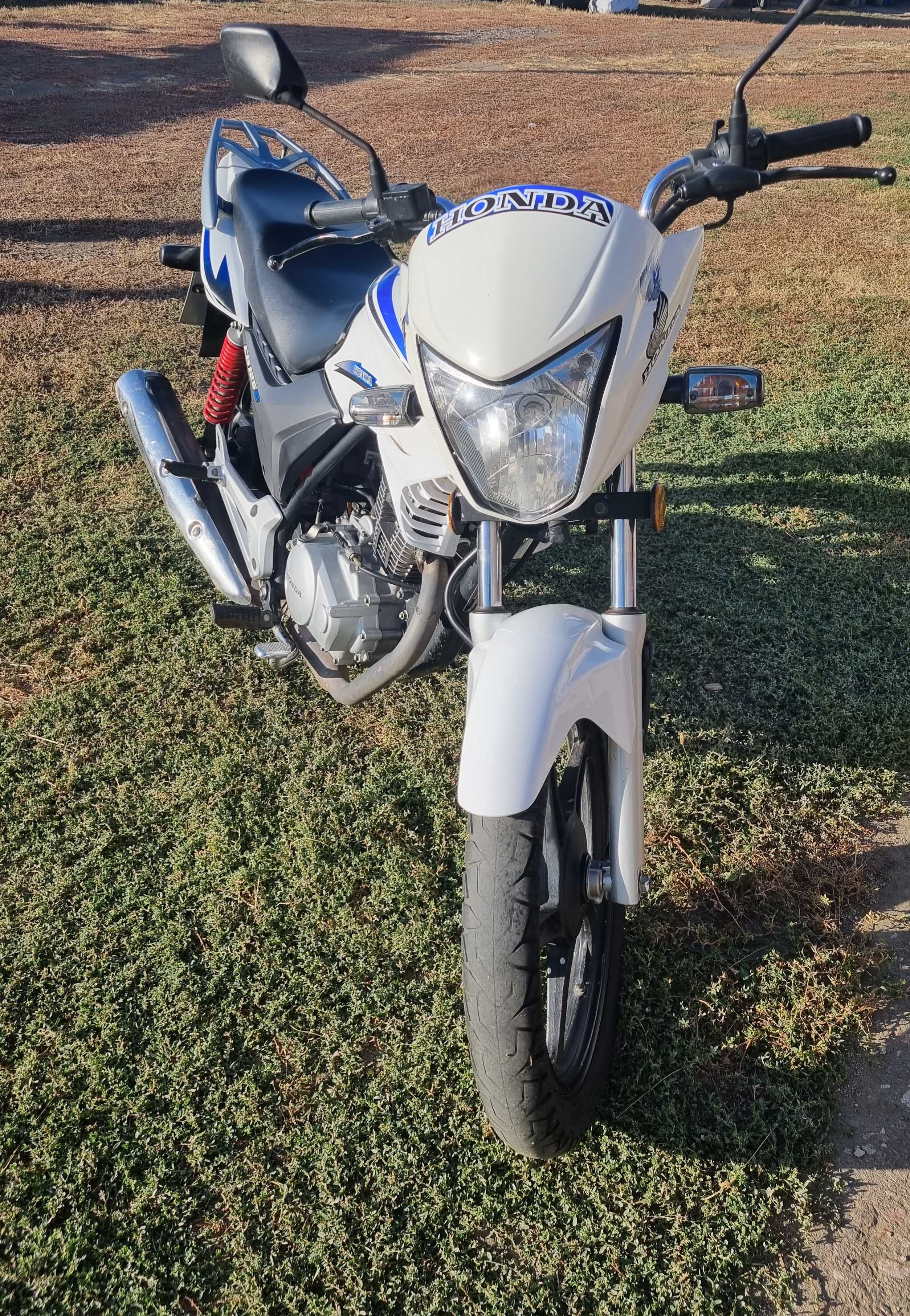 Продам мотоцикл Honda GLH 124 SHC
