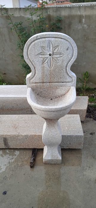 Arte em granito, fontanário