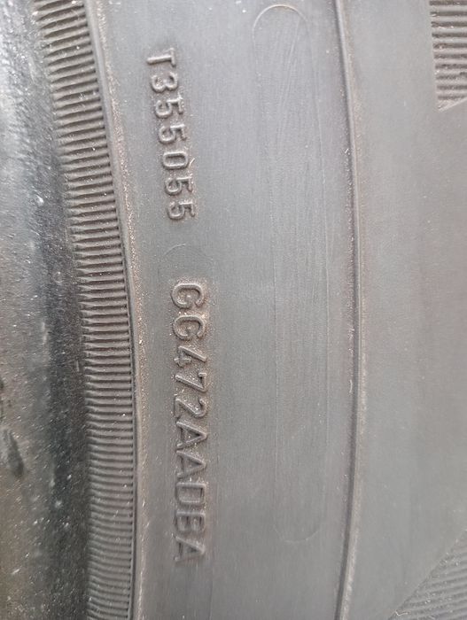 Зимові шини 215/65 R16 98T Good Year ULTRAGRIP ICE ARCTIC