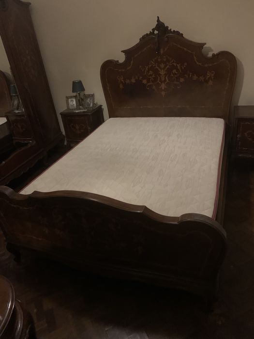 Mobília de quarto antiga completa