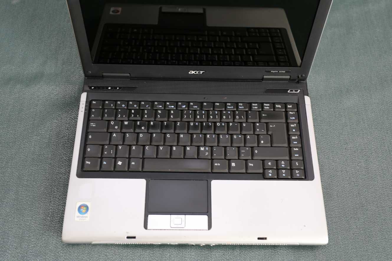 Laptop Acer Aspire 5570Z Model ZR1