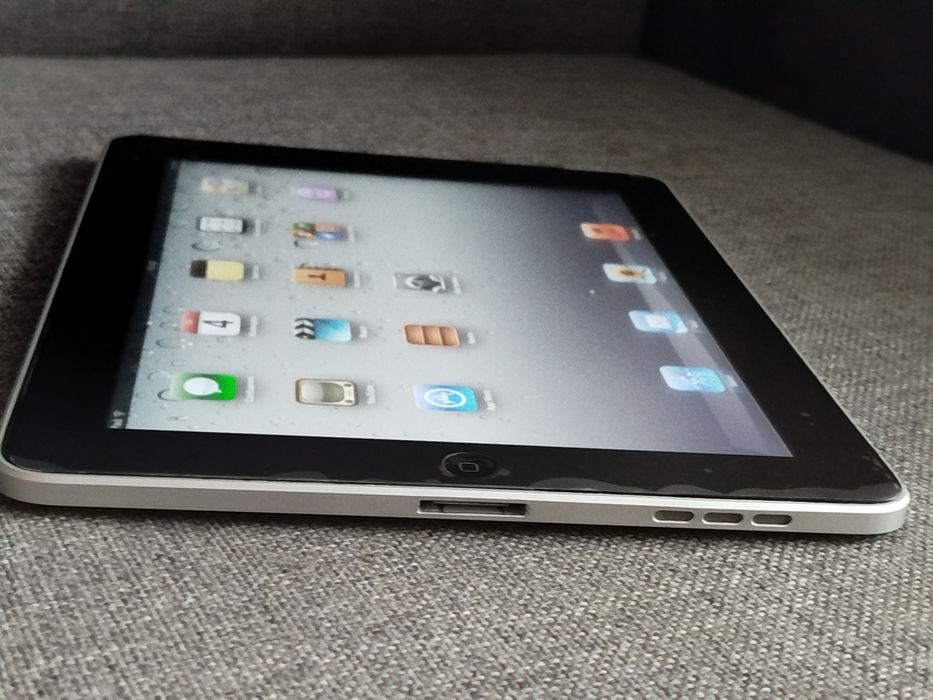 Надійний планшет у відмінному стані Apple iPad A1337 32GB Wi-Fi