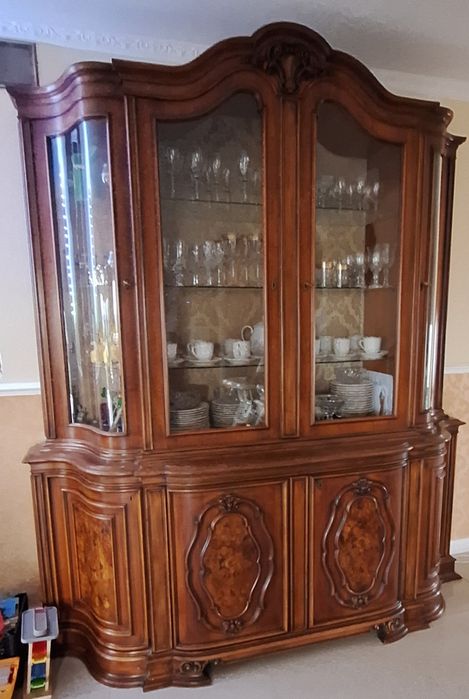 Zestaw intarsjowanych mebli włoskich komplet jadalniany styl klasyczny