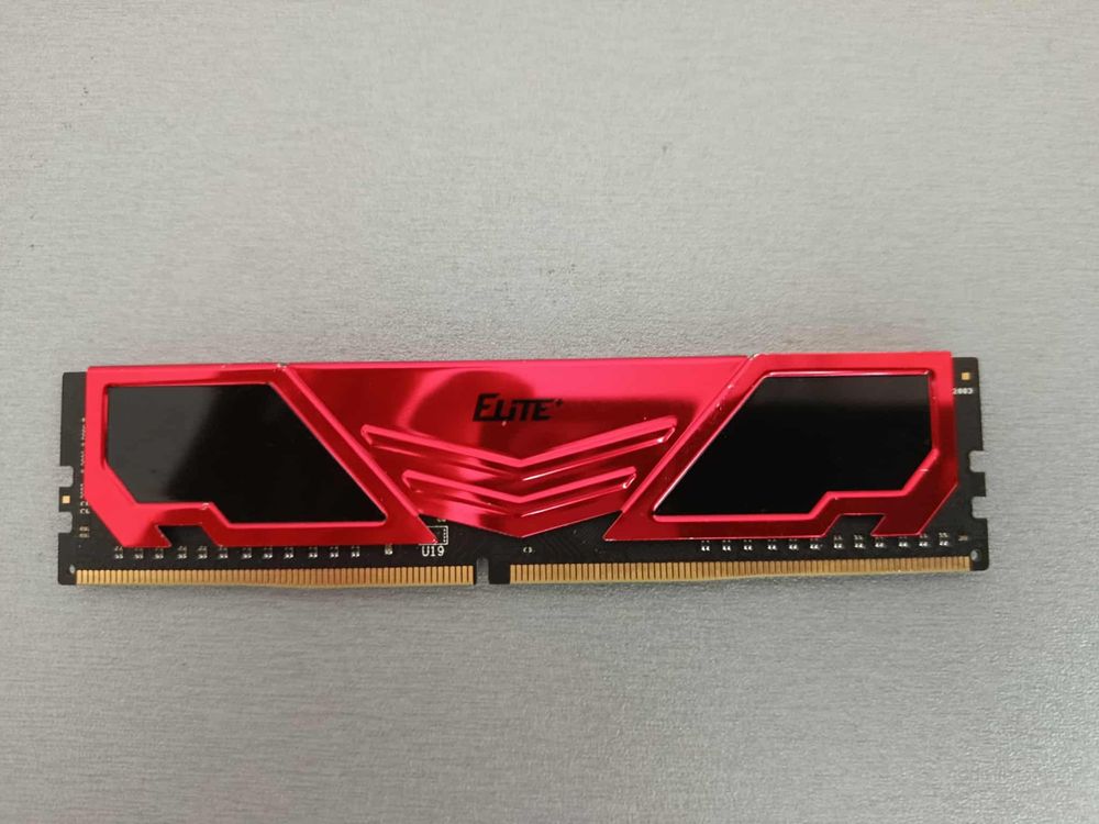 DDR4 4GB (2400mhz)