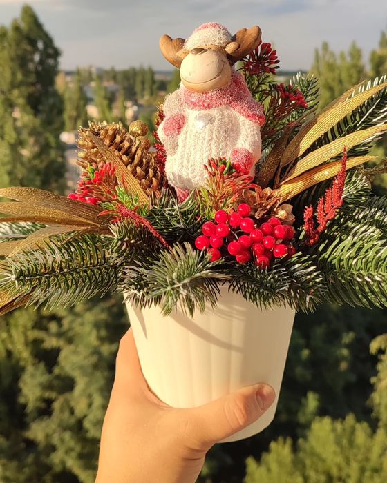 Декор новорічний продам