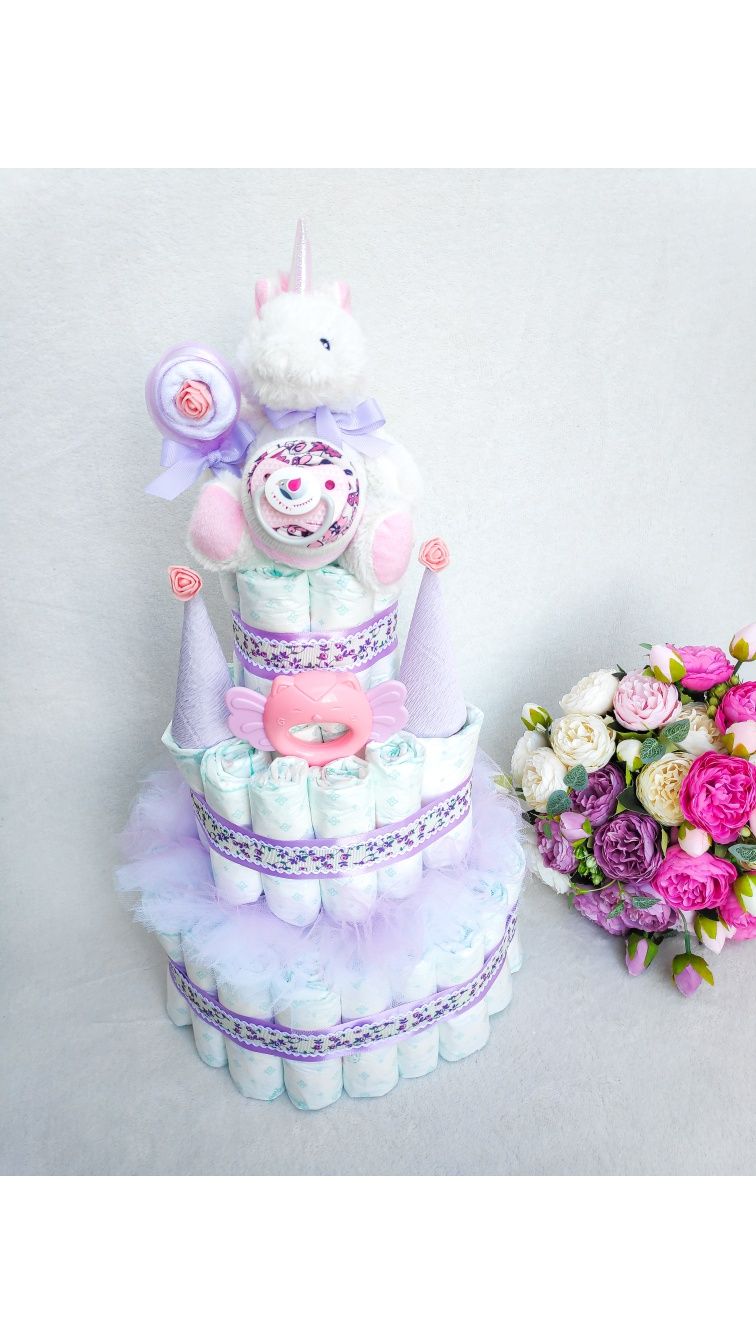 Tort z pampersów pieluszek pieluch babyshower roczek pępkowe chrzest