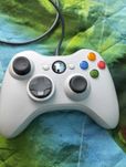 Pad przewodowy do Xbox 360