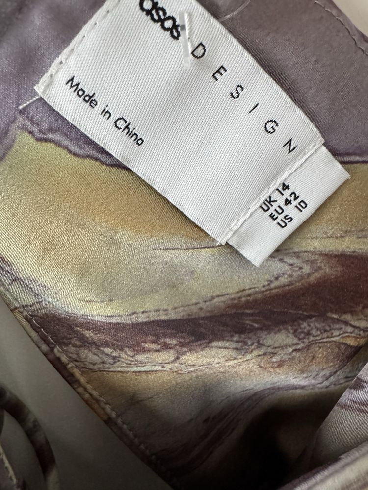 ASOS satynowa sukienka Odkryte plecy