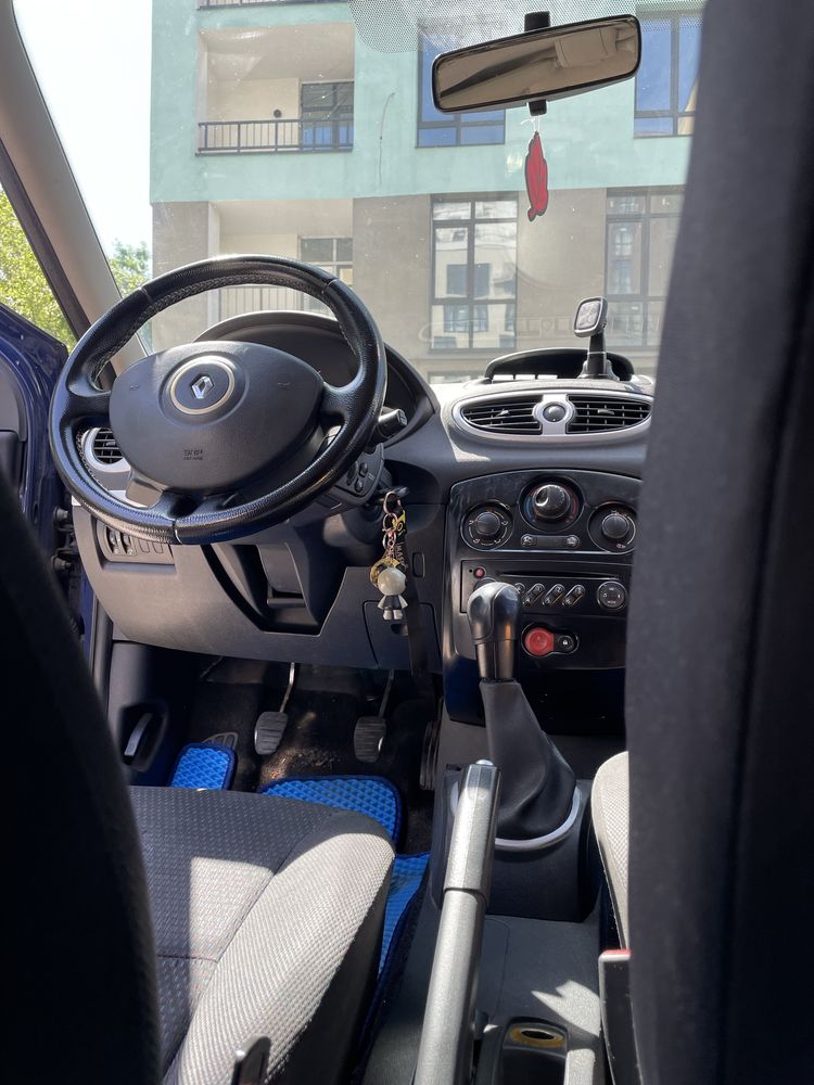 Renault Clio   3