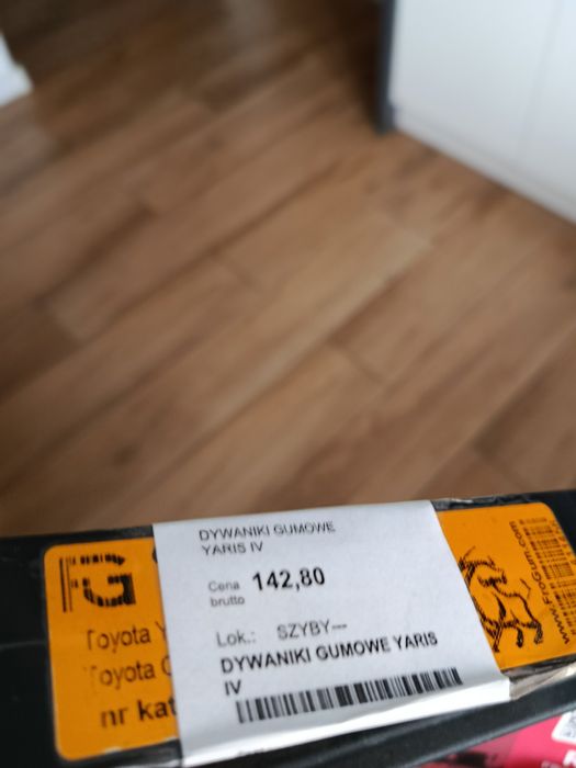 Dywaniki gumowe toyota Yaris IV