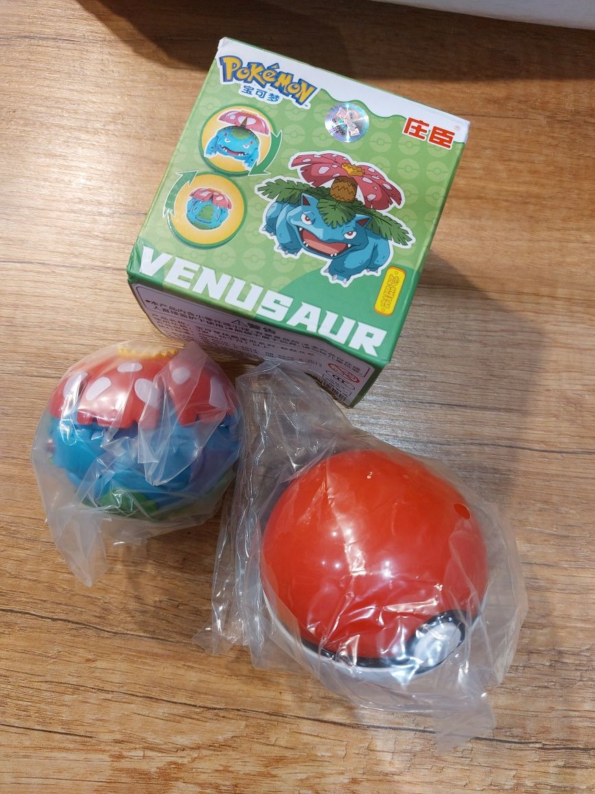 Venusaur Pokemon pokebol