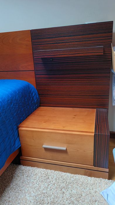 Quarto Casal c/ cómoda, espelho e 2 mesas de cabeceira