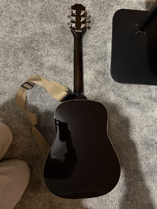 Epiphone J-45 Express, Ebony (Amplificada)